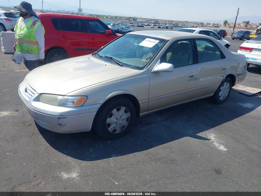 1998 Toyota Camry VIN JT2BG22K7W0123732 IAAI salvage auction — LEFT SIDE, Salvage (Idaho), sold $300 on 2026-07-10 (photo 2)