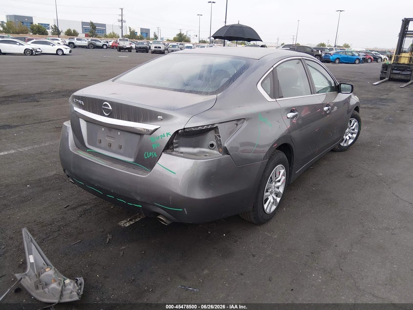 2015 Nissan Altima VIN 1N4AL3AP8FC259082 IAAI salvage auction — REAR END, Salvage Title, sold $2,150 on 2026-07-17 (photo 4)
