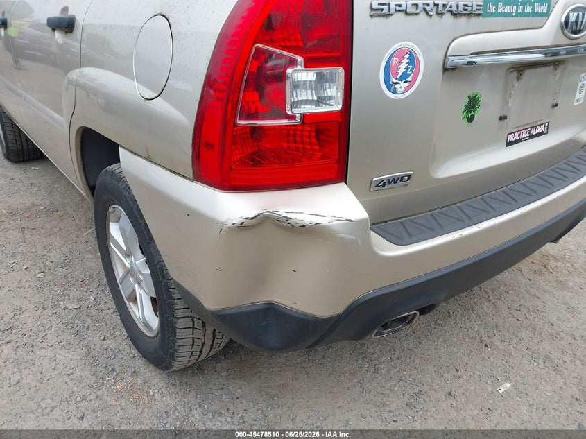 2009 Kia Sportage VIN KNDJE723797583046 IAAI salvage auction — NORMAL WEAR, Clear (Washington), sold $425 on 2026-07-08 (photo 6)
