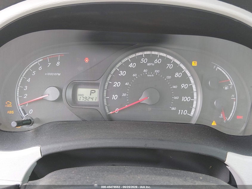 2011 Toyota Sienna VIN 5TDKK3DC8BS037614 IAAI salvage auction — NORMAL WEAR, Clear (Washington), sold $3,225 on 2026-07-08 (photo 7)
