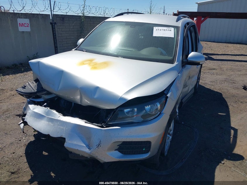 2016 Volkswagen Tiguan VIN WVGAV7AX1GW550160 IAAI salvage auction — UNKNOWN, Salvage (California), sold $275 on 2026-08-05 (photo 2)