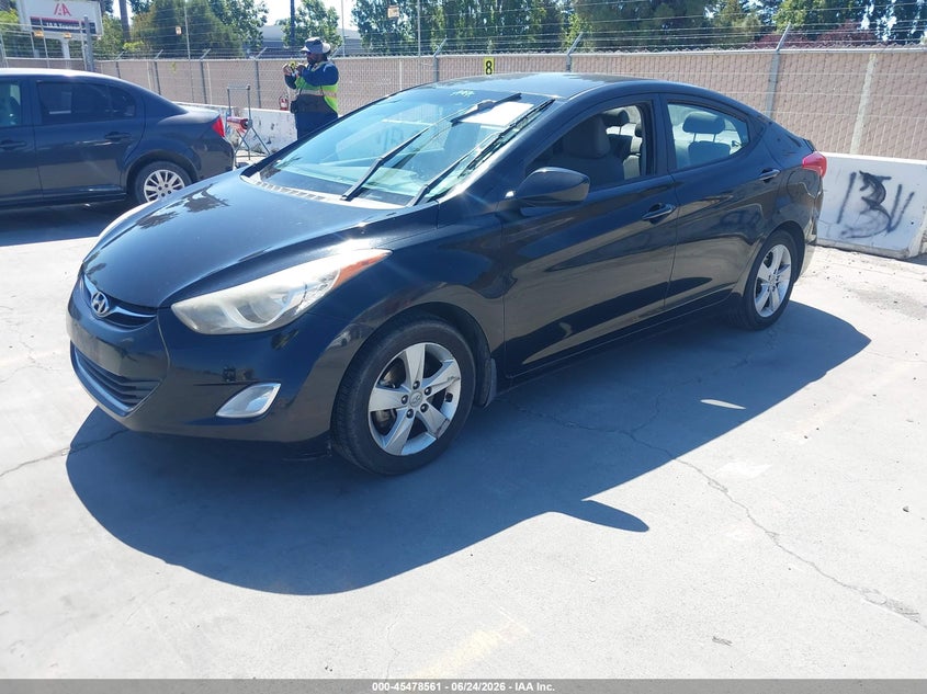 2013 Hyundai Elantra VIN KMHDH4AE4DU558116 IAAI salvage auction — NORMAL WEAR, Clear - Dealer Only (California), sold $600 on 2026-07-13 (photo 2)