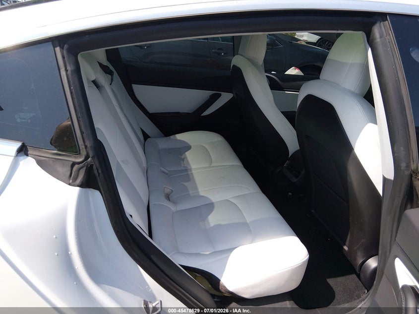 2020 Tesla Model 3 VIN 5YJ3E1EB6LF622042 IAAI salvage auction — SIDE, Salvage - Greater Than 75% (Maryland), sold $7,200 on 2026-07-30 (photo 8)
