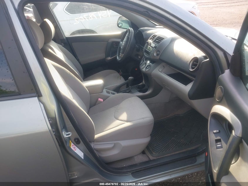 2008 Toyota Rav 4 VIN JTMZD31V786071180 IAAI salvage auction — NORMAL WEAR, Clear (Indiana), sold $1,050 on 2026-07-15 (photo 5)