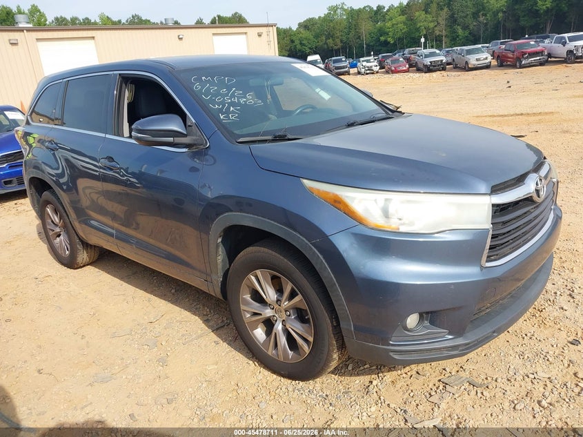 2015 Toyota Highlander VIN 5TDZKRFH8FS054803 IAAI salvage auction — FRONT END, Salvage (North Carolina), sold $4,050 on 2026-07-27 (photo 1)