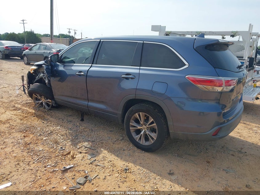 2015 Toyota Highlander VIN 5TDZKRFH8FS054803 IAAI salvage auction — FRONT END, Salvage (North Carolina), sold $4,050 on 2026-07-27 (photo 3)