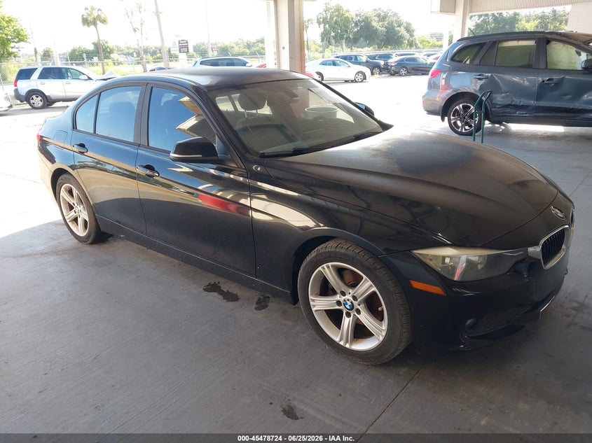 2014 BMW 3er VIN WBA3B1C56EPV79219 IAAI salvage auction — NORMAL WEAR, Clear (Florida), sold $1,475 on 2026-07-15 (photo 1)
