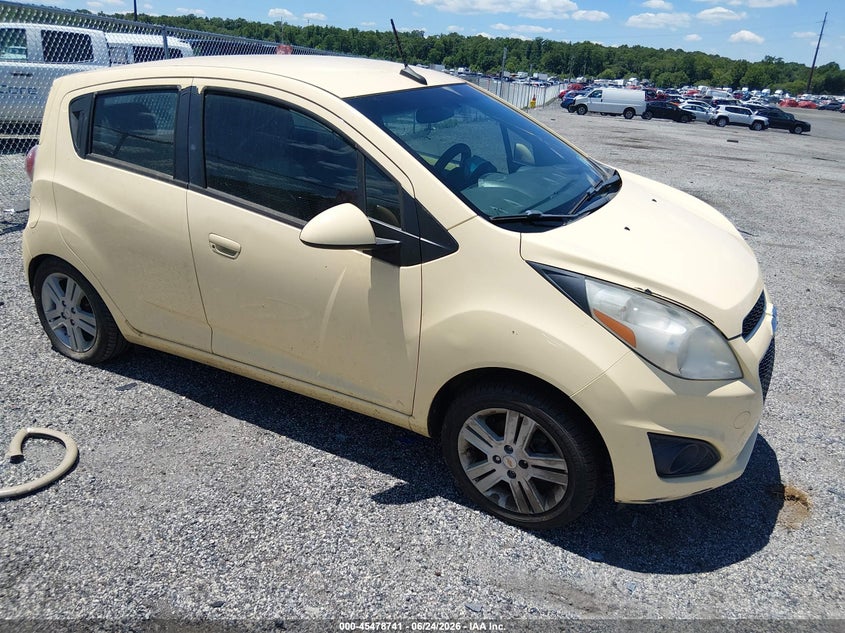 2014 Chevrolet Spark VIN KL8CB6S98EC491762 IAAI salvage auction — NORMAL WEAR, Clear (Delaware), sold $475 on 2026-07-27 (photo 1)