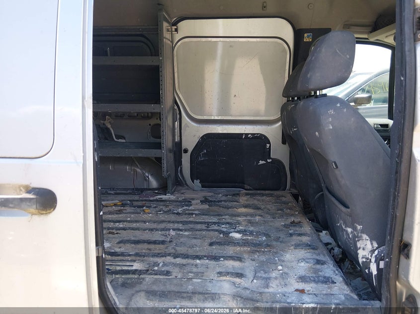 2013 Ford VIN NM0LS7BN1DT145025 IAAI salvage auction — NORMAL WEAR, Clear (Massachusetts), sold $325 on 2026-07-29 (photo 8)