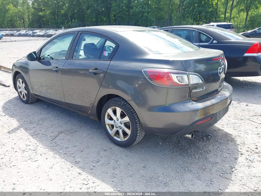 2011 Mazda 3 VIN JM1BL1VG0B1364430 IAAI salvage auction — NORMAL WEAR, Clear (New York), sold $325 on 2026-07-07 (photo 3)