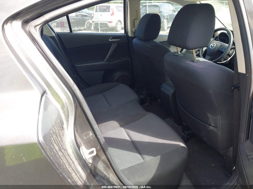 2011 Mazda 3 VIN JM1BL1VG0B1364430 IAAI salvage auction — NORMAL WEAR, Clear (New York), sold $325 on 2026-07-07 (photo 8)