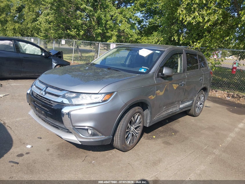 2018 Mitsubishi Outlander VIN JA4AZ3A39JZ040038 IAAI salvage auction — LEFT SIDE, Salvage (New Jersey), sold $2,250 on 2026-07-30 (photo 2)