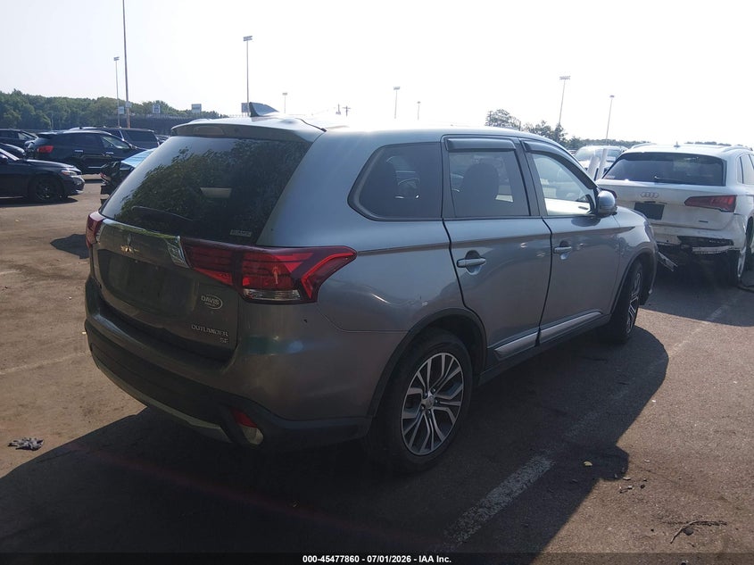 2018 Mitsubishi Outlander VIN JA4AZ3A39JZ040038 IAAI salvage auction — LEFT SIDE, Salvage (New Jersey), sold $2,250 on 2026-07-30 (photo 4)