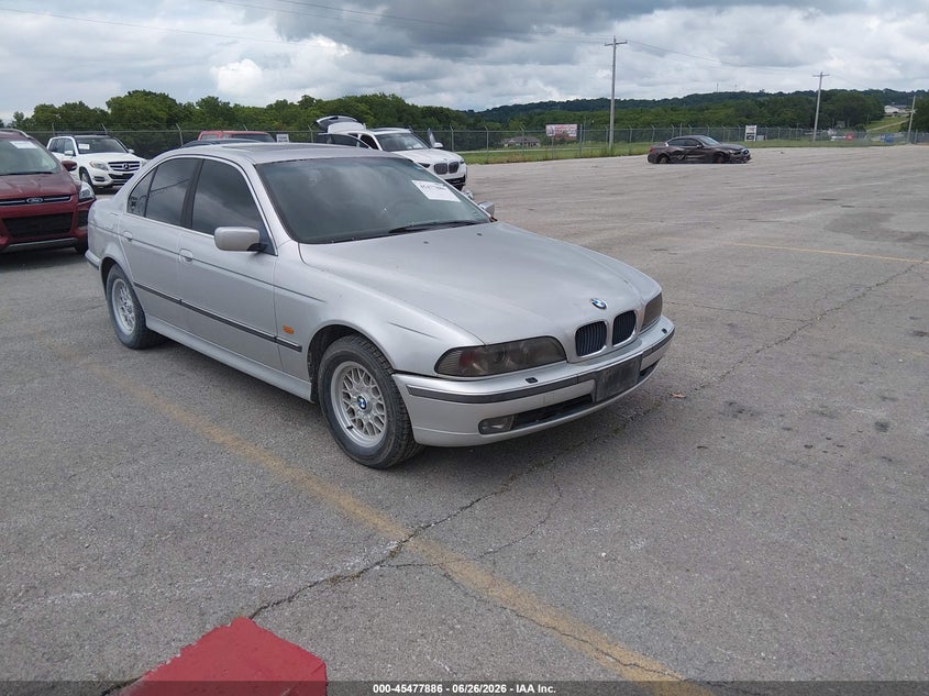 1999 BMW 5er VIN WBADM6332XBY29016 IAAI salvage auction — NORMAL WEAR, Salvage Title, sold $25 on 2026-07-23 (photo 1)