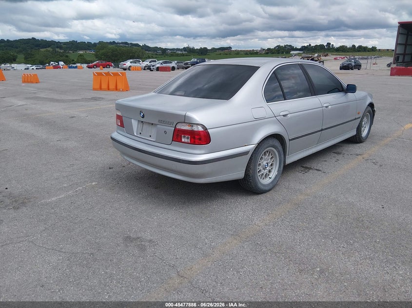 1999 BMW 5er VIN WBADM6332XBY29016 IAAI salvage auction — NORMAL WEAR, Salvage Title, sold $25 on 2026-07-23 (photo 4)