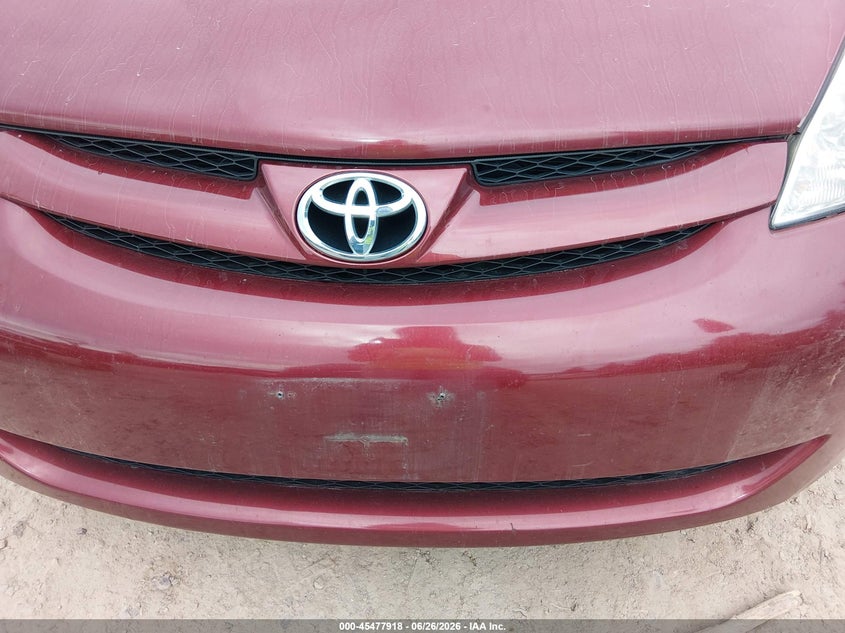 2010 Toyota Sienna VIN 5TDYK4CC1AS304138 IAAI salvage auction — NORMAL WEAR, Clear-Endorsement (Wisconsin), sold $1,050 on 2026-07-22 (photo 6)