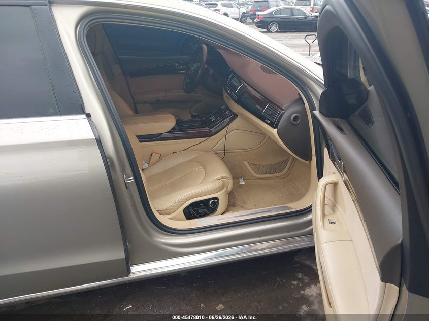 2012 Audi A8 VIN WAURVAFD1CN021873 IAAI salvage auction — NORMAL WEAR, Clear (Connecticut), sold $875 on 2026-07-30 (photo 5)