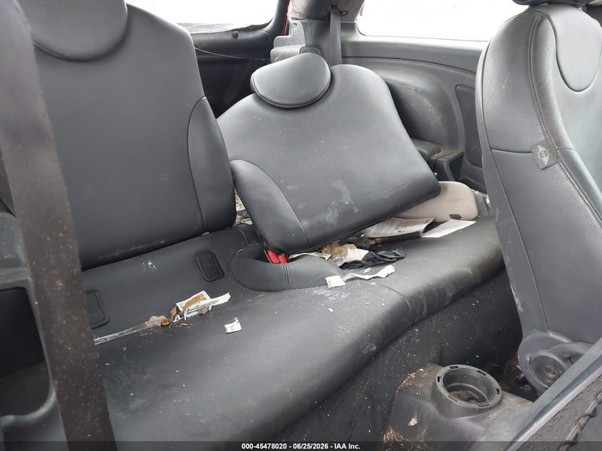 2005 Mini Cooper VIN WMWRC33585TJ72223 IAAI salvage auction — NORMAL WEAR, Repossession Paperwork (Georgia), sold $275 on 2026-08-19 (photo 8)