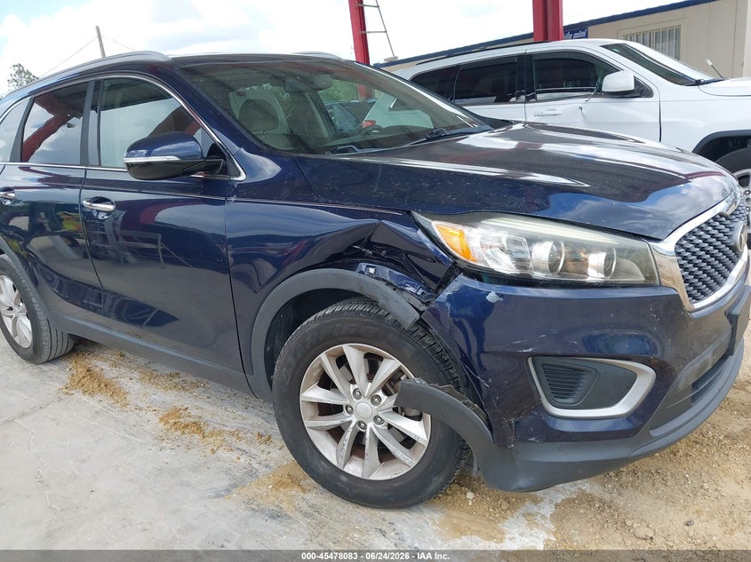2018 Kia Sorento VIN 5XYPG4A39JG370353 IAAI salvage auction — RIGHT FRONT, Salvage Title, sold $2,050 on 2026-07-21 (photo 6)