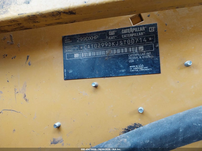 2014 Caterpillar 299d VIN CAT0299DKJST00714 IAAI salvage auction — UNKNOWN, Salvage (Ohio), sold $5,600 on 2026-07-22 (photo 9)