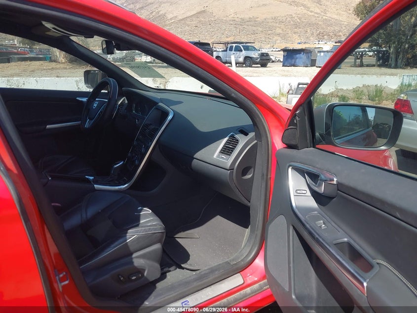 2014 Volvo Xc60 VIN YV4902DZ8E2555914 IAAI salvage auction — NORMAL WEAR, Clear - Dealer Only (California), sold $3,000 on 2026-07-07 (photo 5)