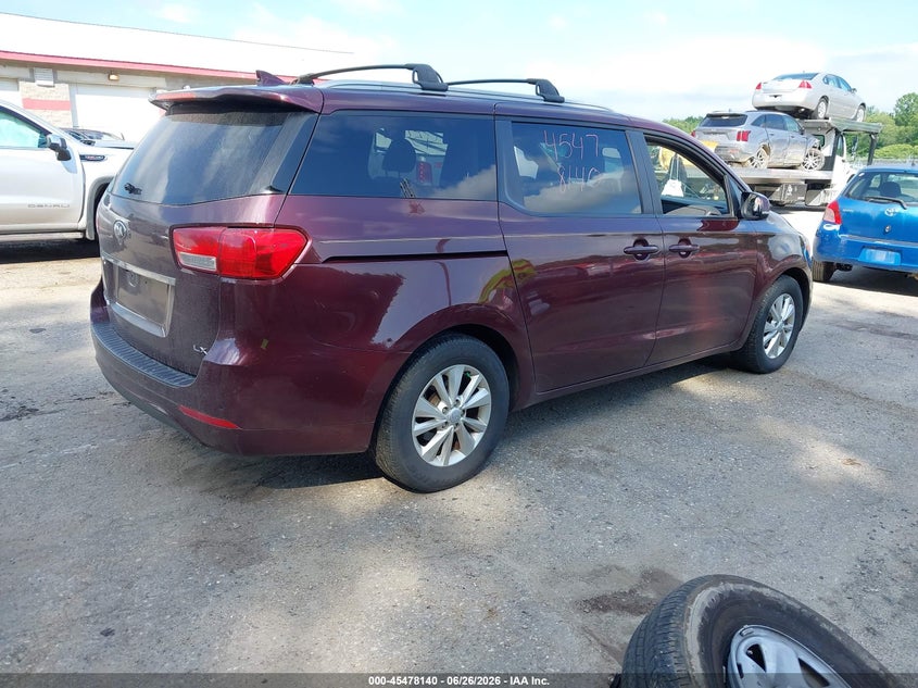 2015 Kia SEDONA VIN KNDMB5C12F6019118 IAAI salvage auction — NORMAL WEAR, Original (Maine), sold $1,100 on 2026-07-06 (photo 4)
