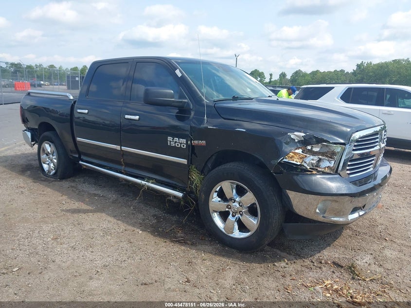 2015 Ram 1500 VIN 1C6RR6LT0FS676717 IAAI salvage auction — FRONT & REAR, Salvage Title, sold $2,800 on 2026-08-01 (photo 1)