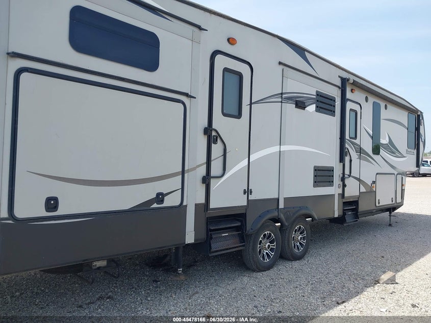 2015 Keystone Other VIN 4YDF35627FA740801 IAAI salvage auction — ROOF, Salvage (Illinois), sold $7,400 on 2026-08-19 (photo 4)