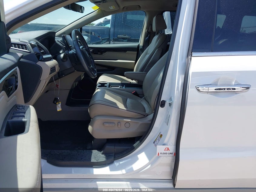 2023 Honda Odyssey VIN 5FNRL6H99PB066076 IAAI salvage auction — WATER/FLOOD, Salvage (Texas), sold $16,075 on 2026-09-03 (photo 6)