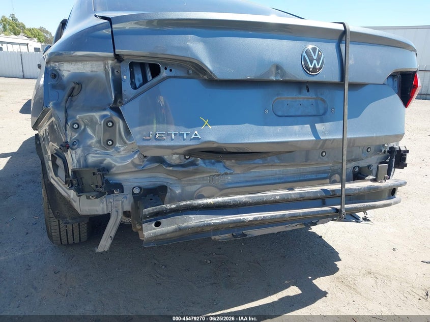 2024 Volkswagen Jetta VIN 3VW5M7BU1RM082069 IAAI salvage auction — REAR END, Salvage Title, sold $5,300 on 2026-07-22 (photo 6)