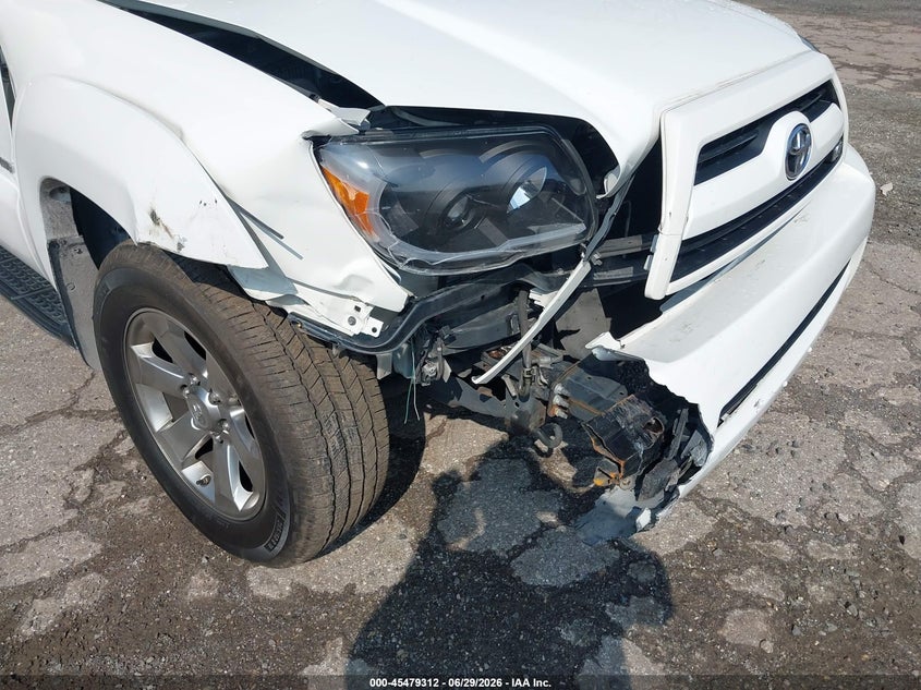 2008 Toyota 4runner VIN JTEBT17R18K005049 IAAI salvage auction — FRONT END, Salvage (Pennsylvania), sold $6,300 on 2026-07-09 (photo 6)