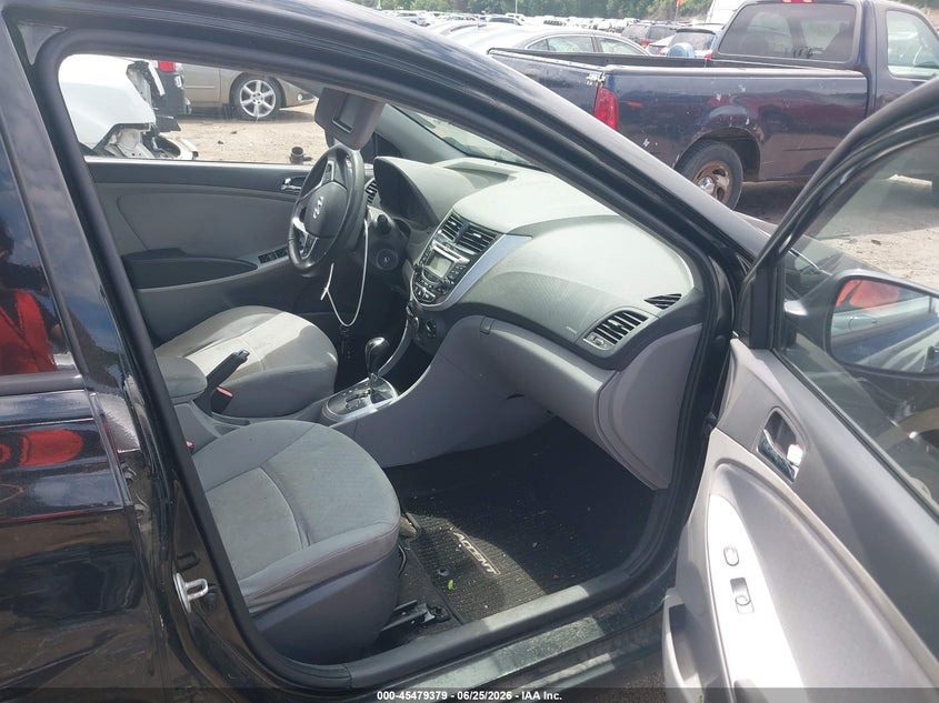 2013 Hyundai Accent VIN KMHCU5AE4DU090692 IAAI salvage auction — RIGHT SIDE, Clear (Massachusetts), sold $400 on 2026-07-17 (photo 5)