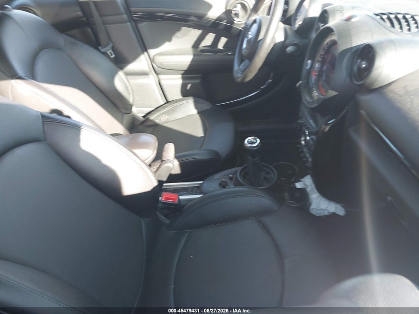 2016 Mini Countryman VIN WMWZC5C53GWT39651 IAAI salvage auction — NORMAL WEAR, Clear (Wyoming), sold $650 on 2026-07-28 (photo 5)