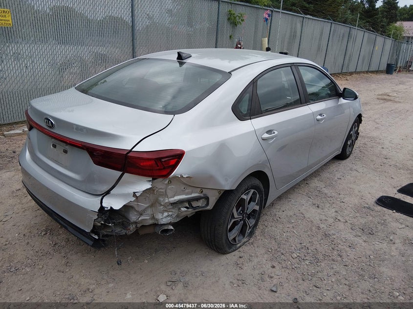 2020 Kia Forte VIN 3KPF24AD6LE191383 IAAI salvage auction — FRONT END, Salvage (Missouri), sold $2,100 on 2026-07-25 (photo 4)