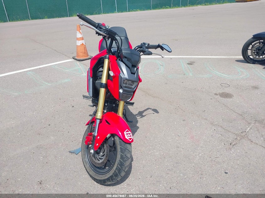 2017 Honda Grom VIN MLHJC6111H5202007 IAAI salvage auction — SIDE, Salvage (Iowa), sold $250 on 2026-07-21 (photo 5)