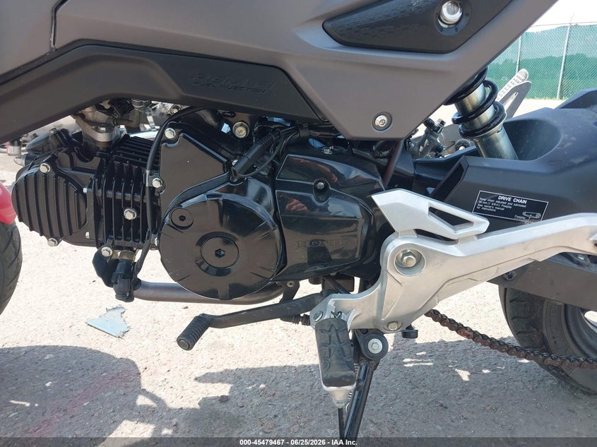 2017 Honda Grom VIN MLHJC6111H5202007 IAAI salvage auction — SIDE, Salvage (Iowa), sold $250 on 2026-07-21 (photo 9)