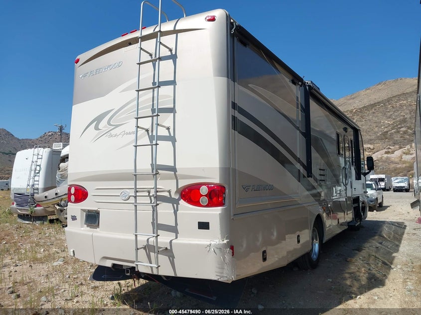 2006 Ford F550 VIN 1F6NF53Y560A18671 IAAI salvage auction — FRONT END, Salvage (California), sold $11,500 on 2026-09-02 (photo 4)