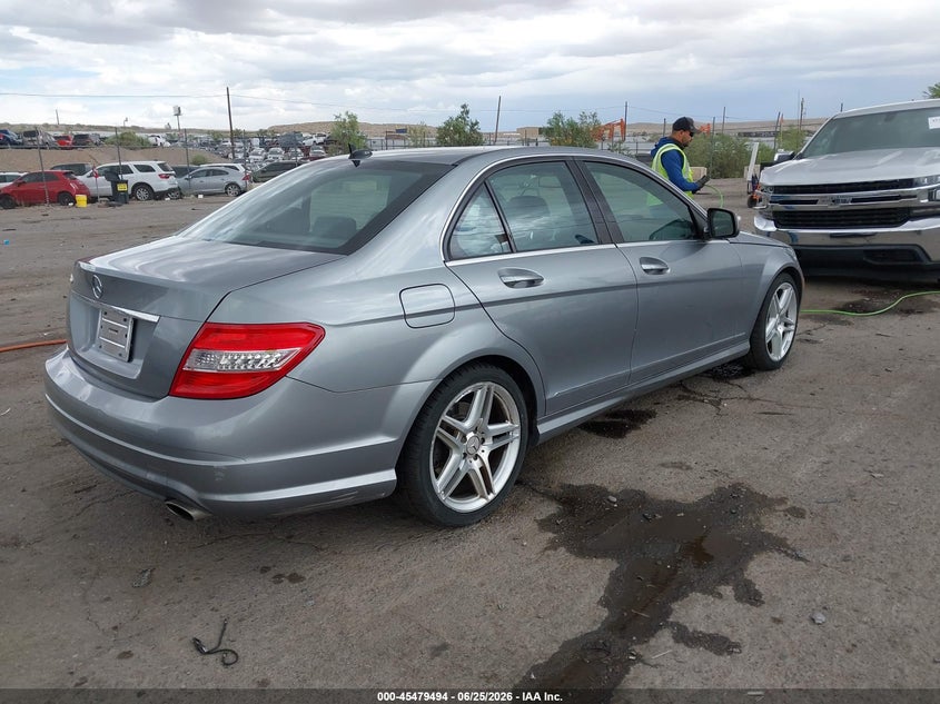 2008 Mercedes-benz C-klasse VIN WDDGF54X98F017332 IAAI salvage auction — NORMAL WEAR, Clear (New Mexico), sold $3,900 on 2026-07-06 (photo 4)