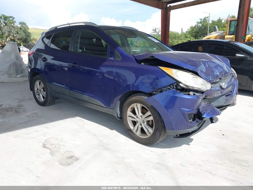 2011 Hyundai Tucson VIN KM8JU3AC7BU244299 IAAI salvage auction — FRONT END, Rebuildable (Florida), sold $500 on 2026-07-21 (photo 1)