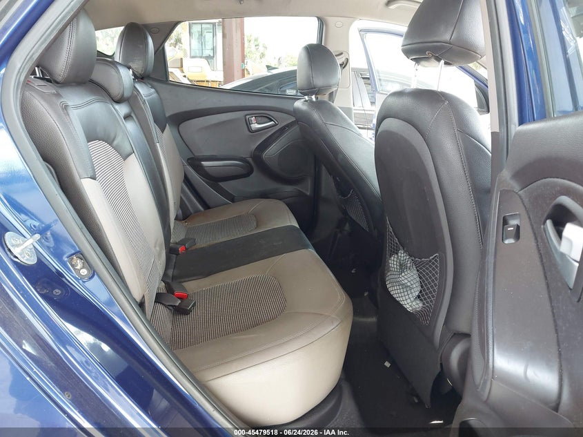 2011 Hyundai Tucson VIN KM8JU3AC7BU244299 IAAI salvage auction — FRONT END, Rebuildable (Florida), sold $500 on 2026-07-21 (photo 8)