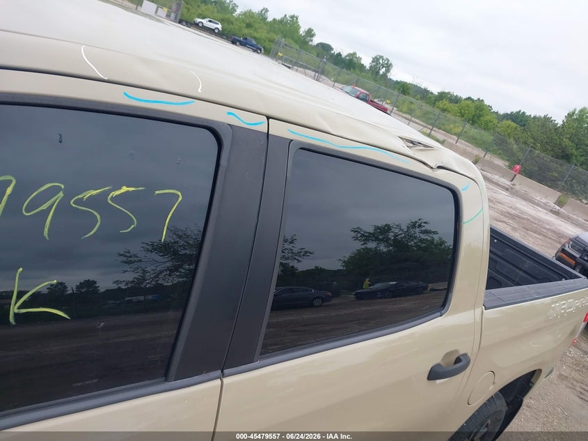 2016 Toyota Tundra VIN 5TFDW5F15GX525697 IAAI salvage auction — ROOF, Clear (Wisconsin), sold $19,950 on 2026-07-07 (photo 6)