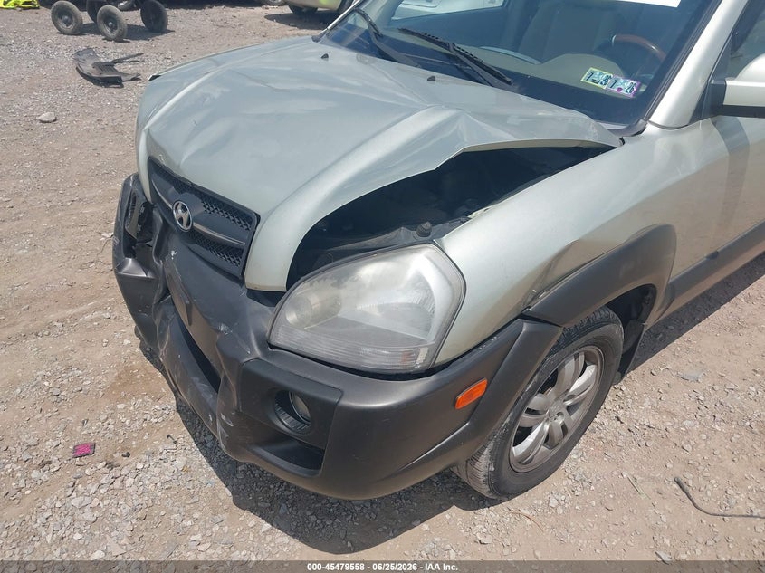 2006 Hyundai Tucson VIN KM8JN72D56U442199 IAAI salvage auction — FRONT END, Salvage (Pennsylvania), sold $625 on 2026-07-16 (photo 6)