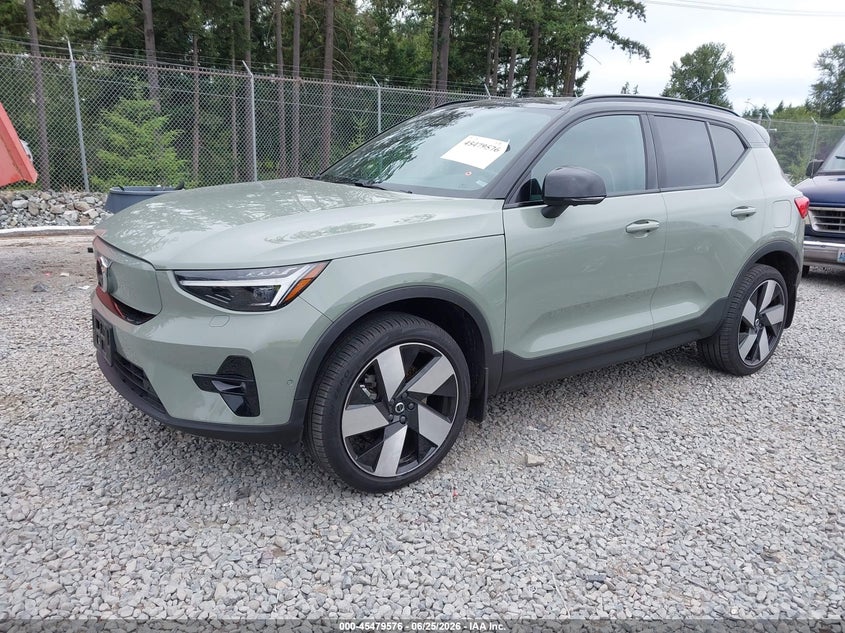 2023 Volvo Xc40 VIN YV4ED3UMXP2038792 IAAI salvage auction — FRONT & REAR, Salvage Title, sold $10,700 on 2026-07-29 (photo 2)
