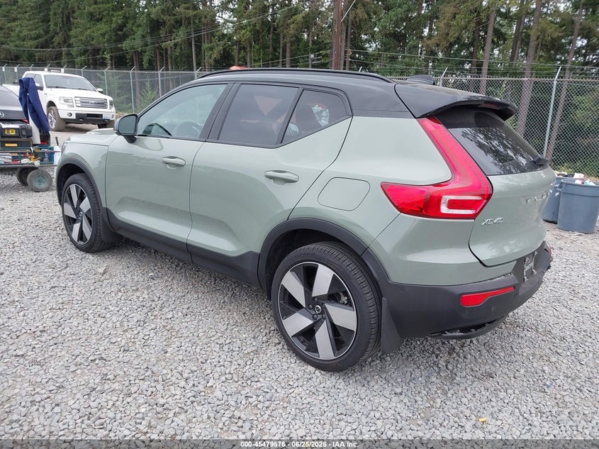 2023 Volvo Xc40 VIN YV4ED3UMXP2038792 IAAI salvage auction — FRONT & REAR, Salvage Title, sold $10,700 on 2026-07-29 (photo 3)