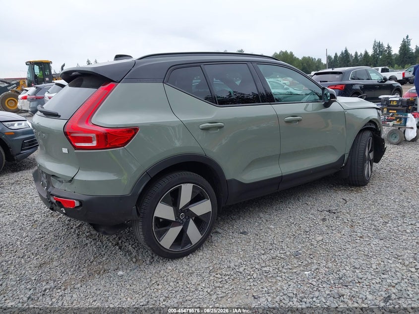 2023 Volvo Xc40 VIN YV4ED3UMXP2038792 IAAI salvage auction — FRONT & REAR, Salvage Title, sold $10,700 on 2026-07-29 (photo 4)