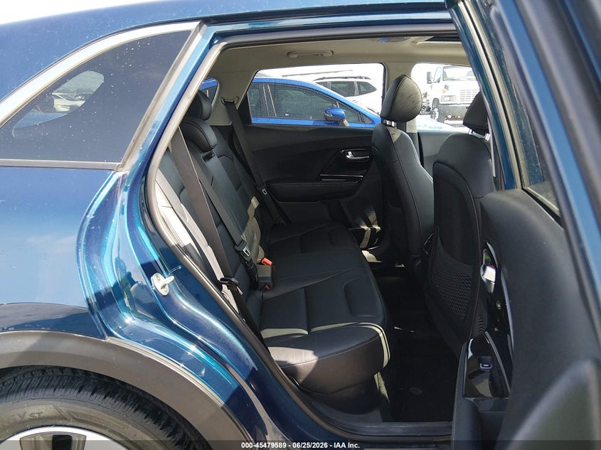 2019 Kia Niro VIN KNDCE3LC2K5233969 IAAI salvage auction — WATER/FLOOD, Salvage (Texas), sold $1,300 on 2026-07-23 (photo 8)