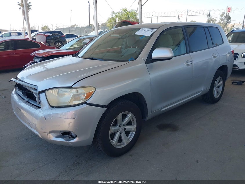 2008 Toyota Highlander VIN JTEDS41A082029925 IAAI salvage auction — FRONT & REAR, Salvage (California), sold $2,775 on 2026-07-15 (photo 2)
