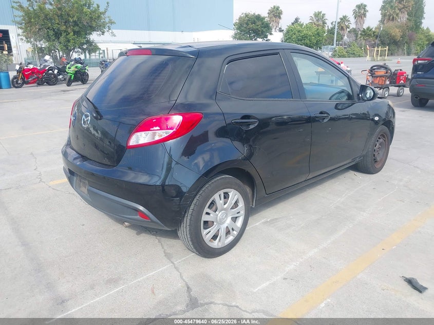 2014 Mazda 2 VIN JM1DE1KY8E0172621 IAAI salvage auction — FRONT END, Salvage (California), sold $550 on 2026-07-10 (photo 4)