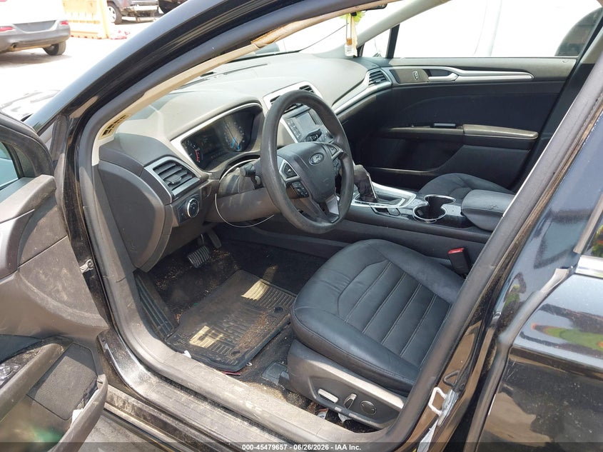 2014 Ford Fusion VIN 1FA6P0H78E5376176 IAAI salvage auction — SIDE, Clear (Virginia), sold $525 on 2026-07-22 (photo 5)