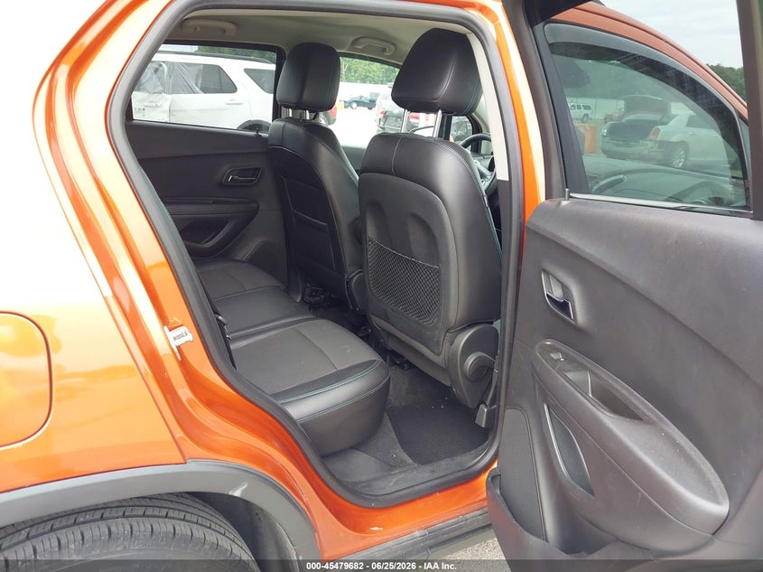 2015 Chevrolet Trax VIN KL7CJLSBXFB063871 IAAI salvage auction — RIGHT FRONT, Clear (Indiana), sold $900 on 2026-07-31 (photo 8)
